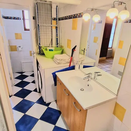 âme Oléronaise Dans Hameau Oléronais * Le Château-dʼOléron