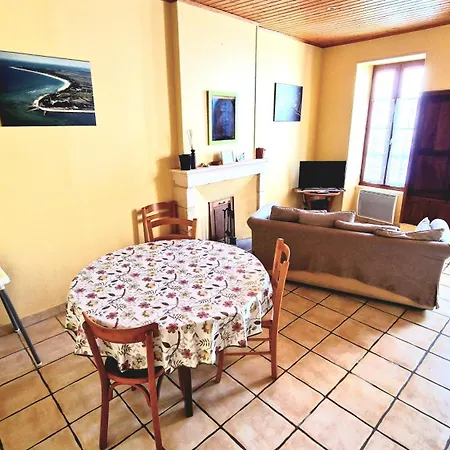 Holiday home Ame Oleronaise Dans Hameau Oleronais *